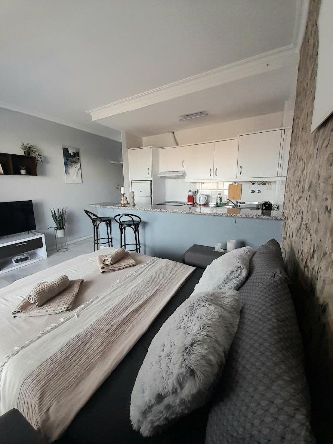 Nice Apartment Near The Beach Фуенхірола Екстер'єр фото